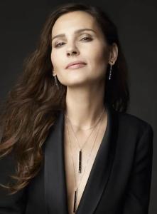 维吉妮·拉朵嫣的照片