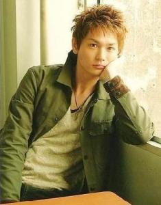 青山草太的照片