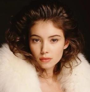 珍·玛奇的照片