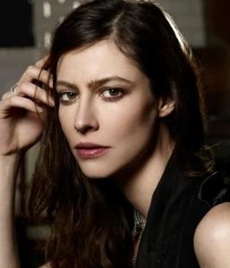 安娜·莫格拉莉丝的照片