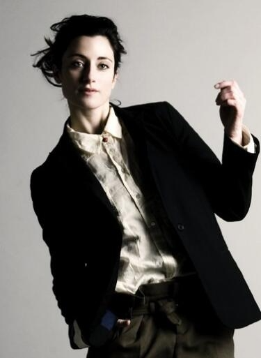 娜塔莎·奥基弗的照片