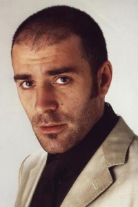 瓦里诺·马斯坦德雷阿的照片