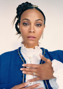 佐伊·索尔达娜的照片