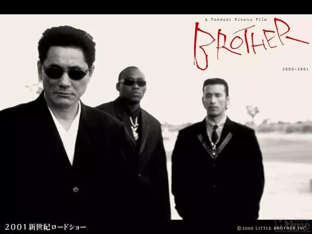 经典黑帮片:两个社团火拼,一方只剩3人,侥幸逃脱