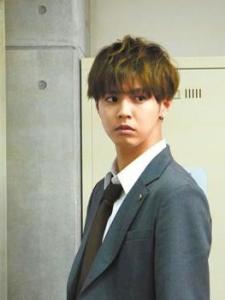 甲斐隼人角色图片