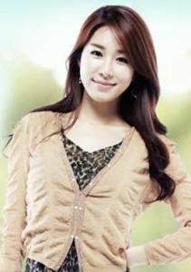 闵雅莹角色图片