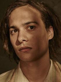 尼克·克拉克角色图片