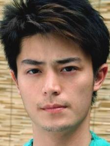 李亚寿角色图片