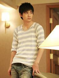 这里发现爱里的许乐角色剧照