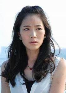 婆婆也是妈里的兰兰角色剧照