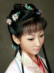 黛玉传里的林黛玉角色剧照