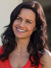 末日崩塌里的艾玛&nbsp;角色剧照