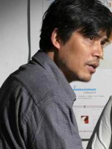 爱在离别时里的萧白军角色剧照