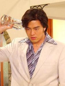 林大中角色图片