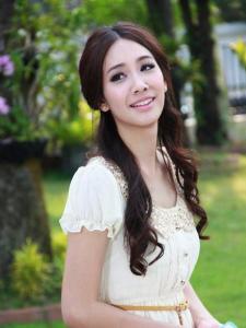 冰娜侬角色图片