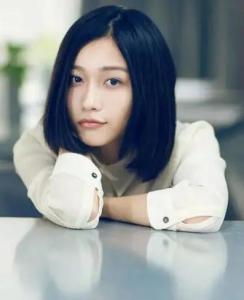 夜色暗涌时里的唐熙